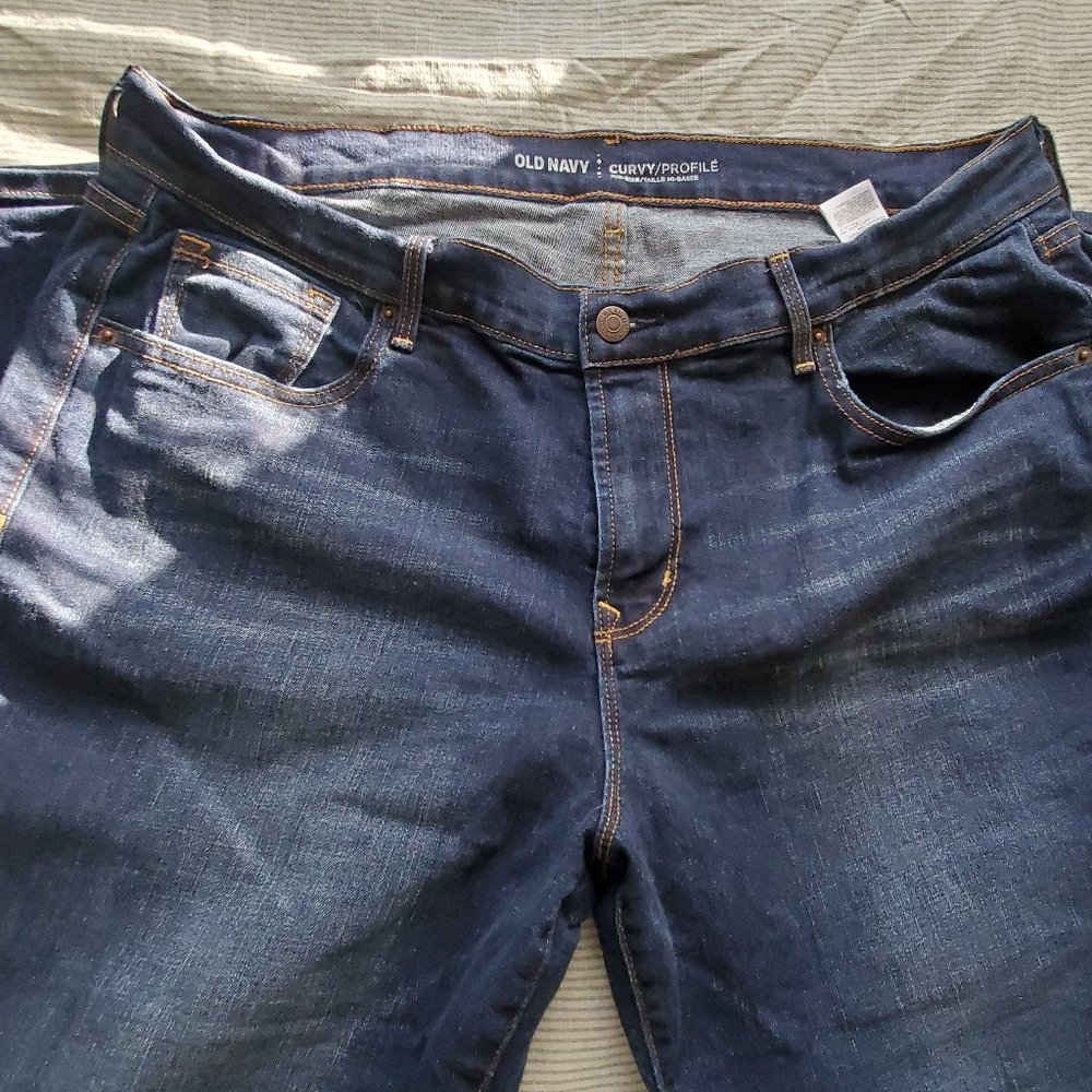 Old Navy Curvy Profile Dark Bootcut Jeans 16 Short